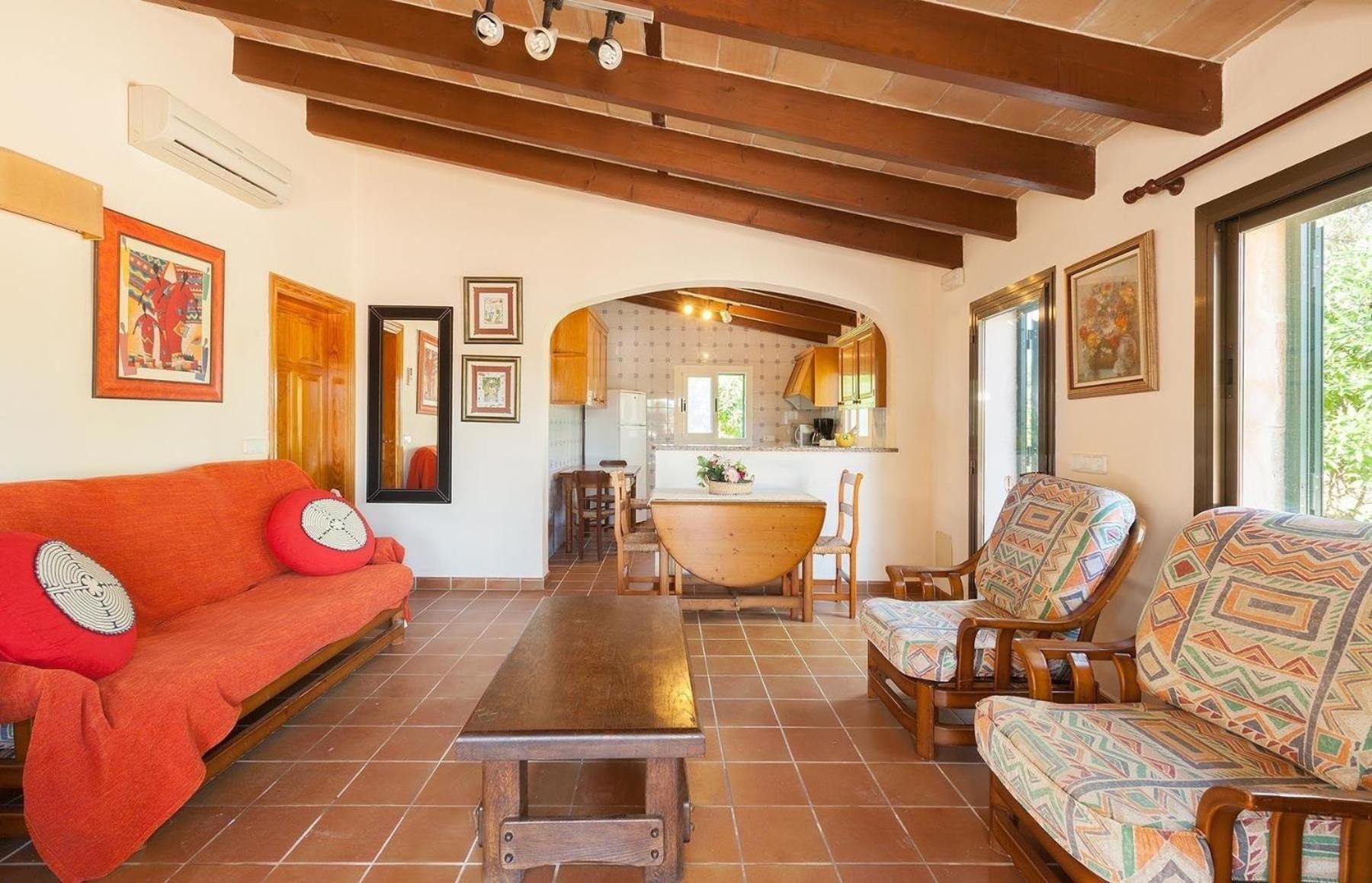 Helles Haus Fuer 6 Personen Mit Pool Und Klimaanlage 500 Meter Vom Entfernt * Pollenca